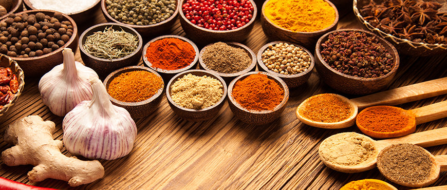 What makes Indian food spicy